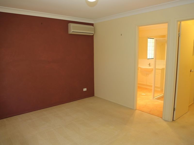 8 Jabiru Place, Bellbowrie QLD 4070
