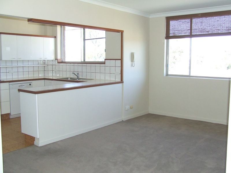 17/136 Macquarie Street, St Lucia QLD 4067