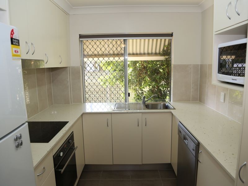 18/22-26 Warren Street, St Lucia QLD 4067