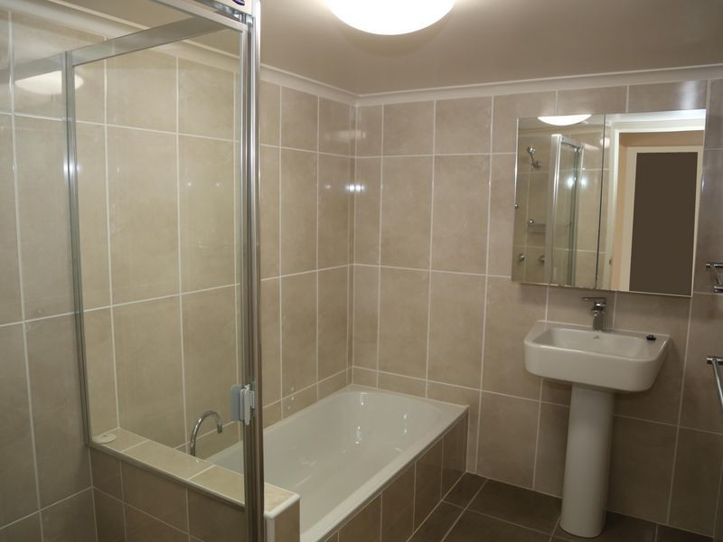 18/22-26 Warren Street, St Lucia QLD 4067