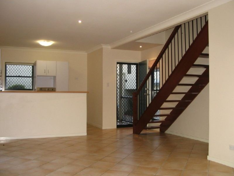 4/62 Waverley Road, Taringa QLD 4068