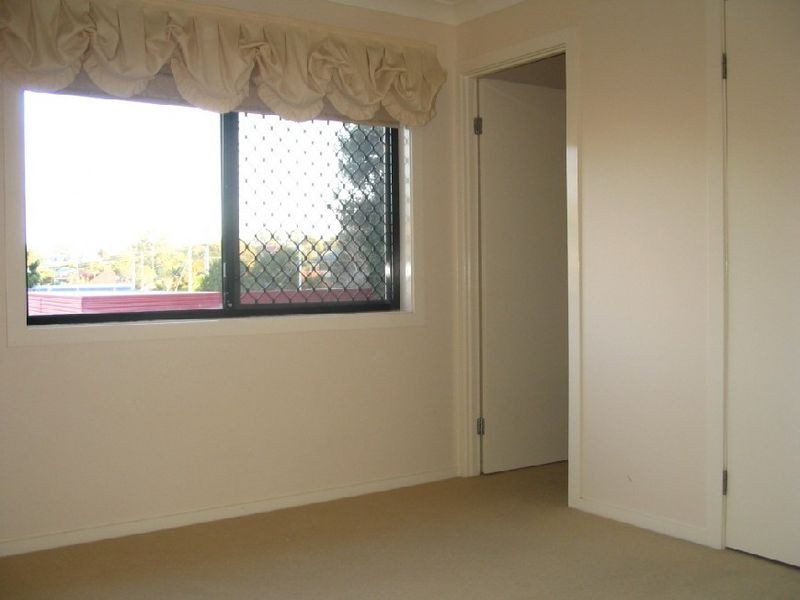 4/62 Waverley Road, Taringa QLD 4068