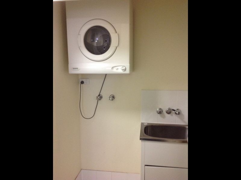 4/122 Central Avenue, Indooroopilly QLD 4068