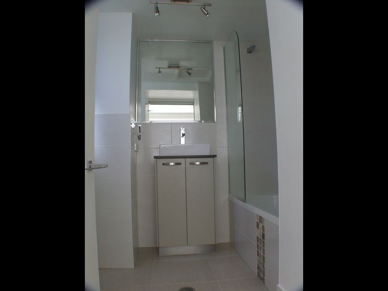 2/23 Indooroopilly Road, Taringa QLD 4068