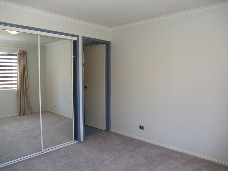 4/44 York Street, Indooroopilly QLD 4068