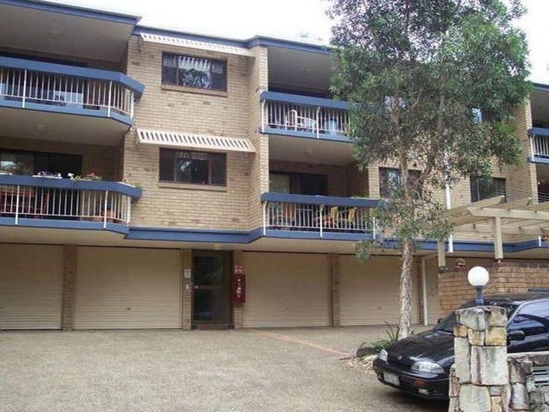 5/29 Sir Fred Schonell Drive, St Lucia QLD 4067