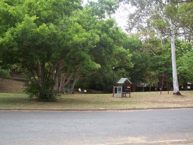 5/29 Sir Fred Schonell Drive, St Lucia QLD 4067