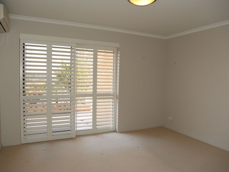 11A/32 Swann Road, Taringa QLD 4068