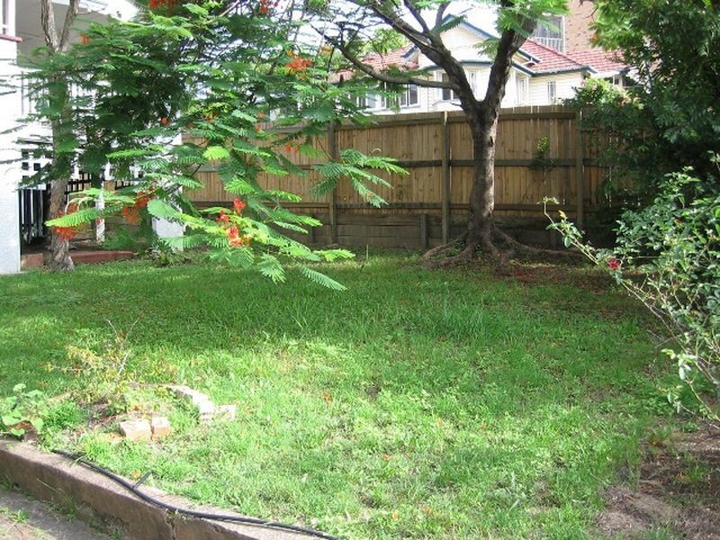 34 Holland Street, Toowong QLD 4066