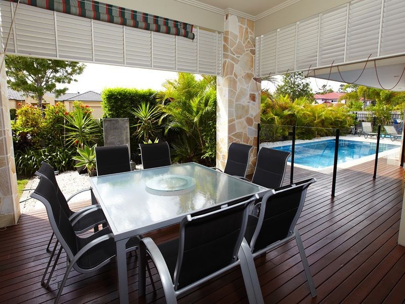 4 Barcoo Crescent, Sinnamon Park QLD 4073