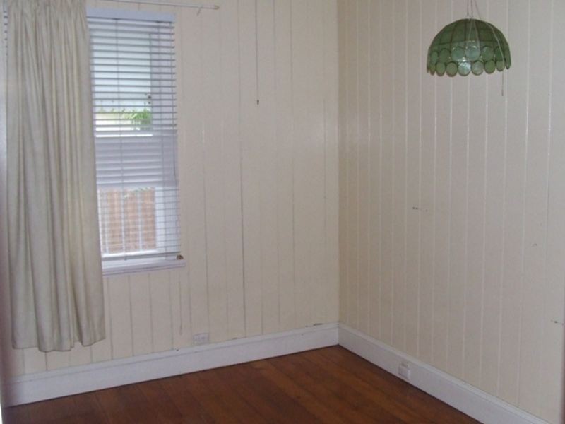 31 Jackson Street, Indooroopilly QLD 4068