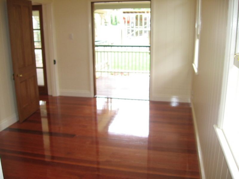 16 Greenlaw Street, Indooroopilly QLD 4068