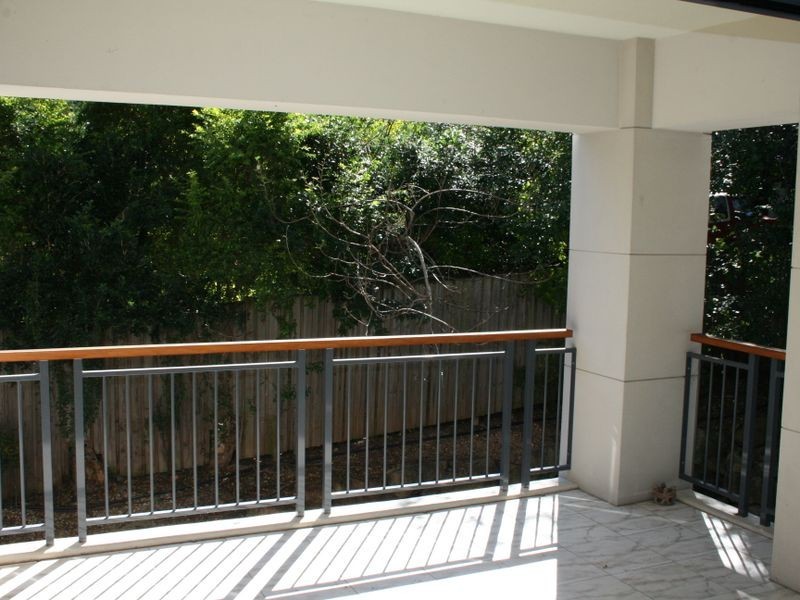 4/16 Cadell Street, Toowong QLD 4066