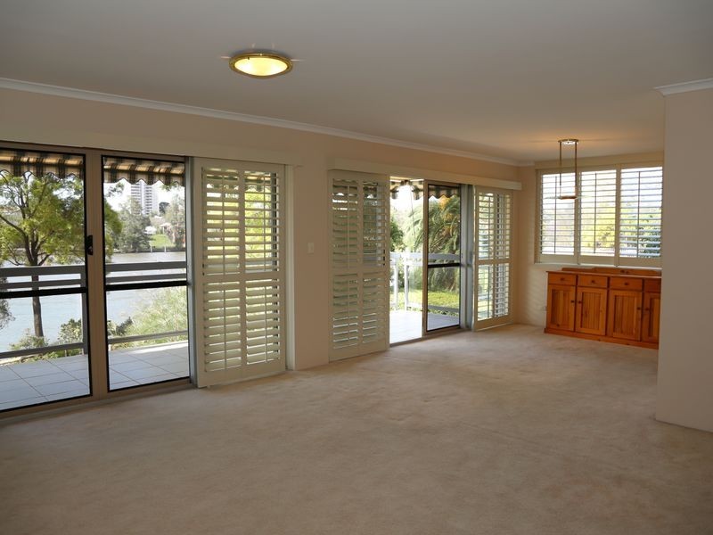 1/108 Macquarie Street, St Lucia QLD 4067