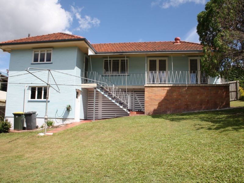 51 Stanley Street, Indooroopilly QLD 4068