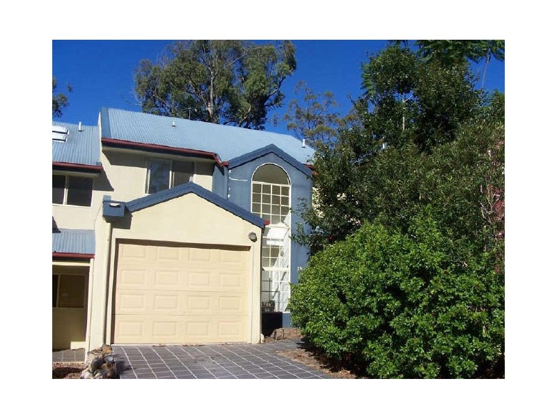 17/47 Newcomen Street, Indooroopilly QLD 4068