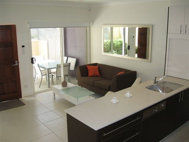 1/37 Frederick Street, Taringa QLD 4068