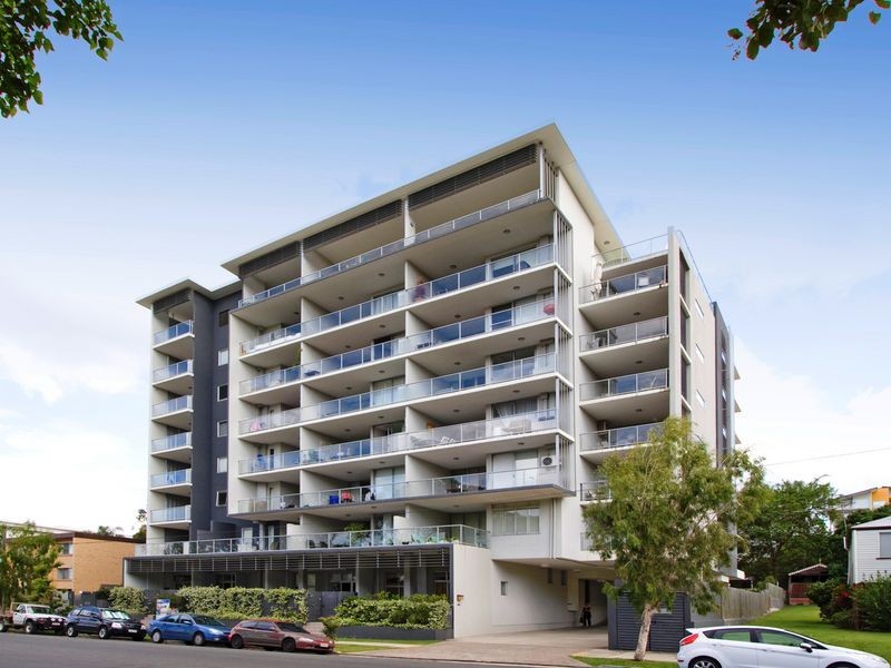 10/8 Belgrave Road, Indooroopilly QLD 4068