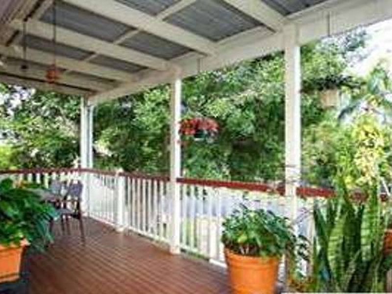 22 Greenlaw Street, Indooroopilly QLD 4068