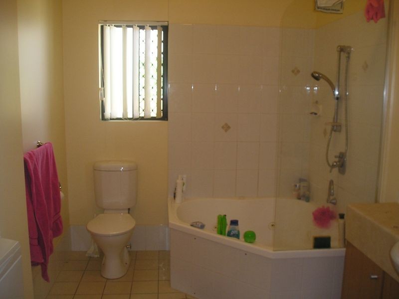 5/101 Sir Fred Schonell Drive, St Lucia QLD 4067