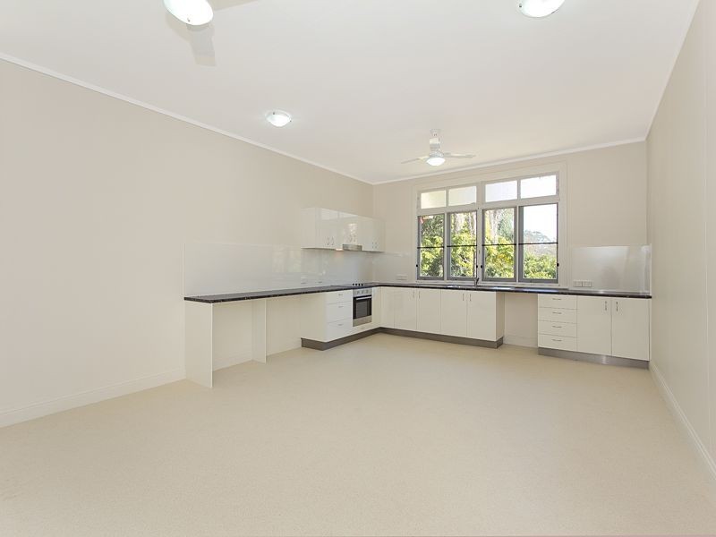 95 Bank Road, Graceville QLD 4075