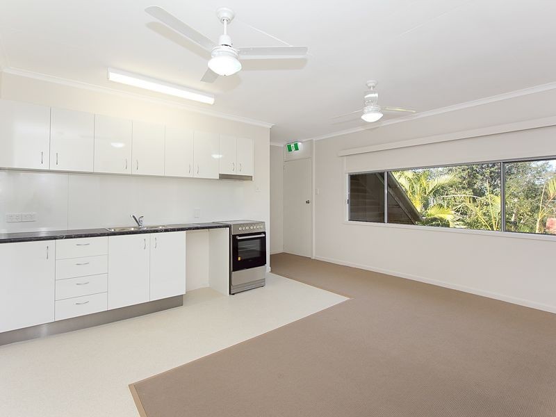 95 Bank Road, Graceville QLD 4075