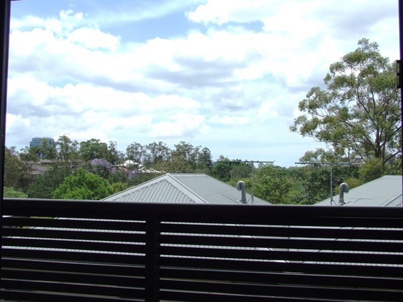 5/37 Indooroopilly Road, Taringa QLD 4068