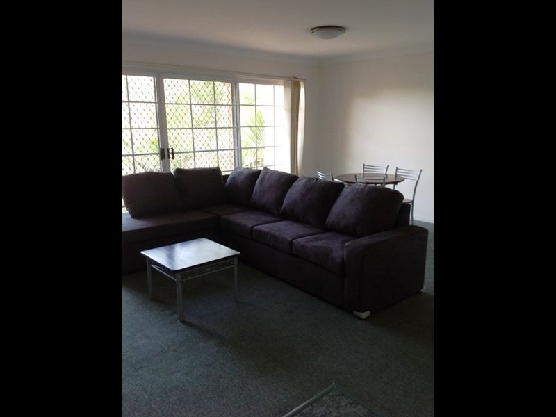 3/11 Sir Fred Schonell Drive, St Lucia QLD 4067