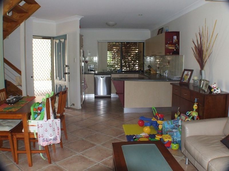 3/20 Finney Road, Indooroopilly QLD 4068