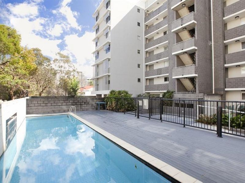 18/8 Belgrave Street, Indooroopilly QLD 4068