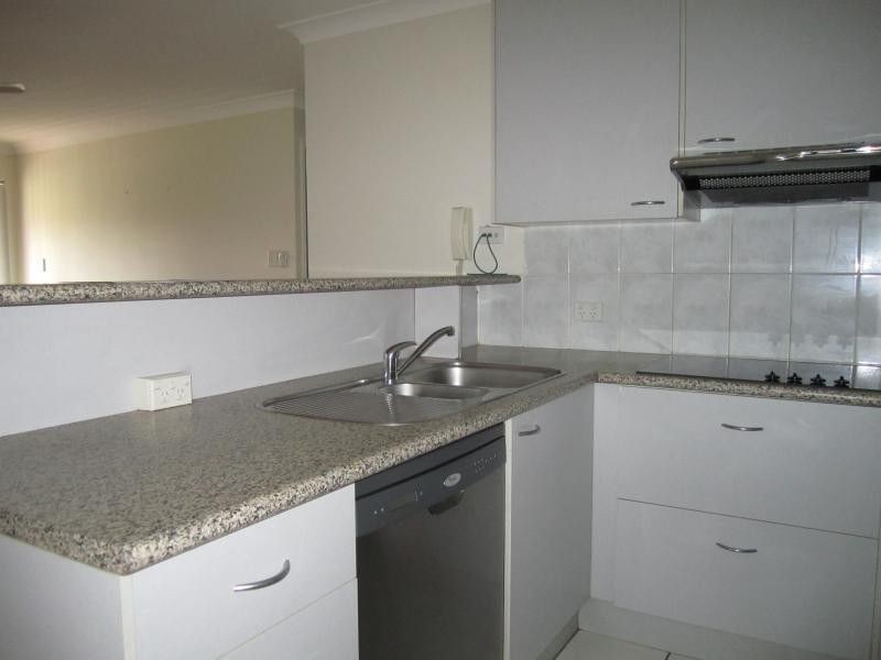 8/18 Morrow Street, Taringa QLD 4068