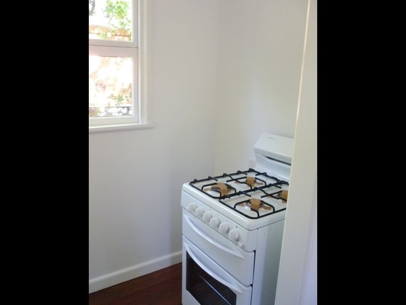 2/159 Sir Fred Schonell Drive, St Lucia QLD 4067