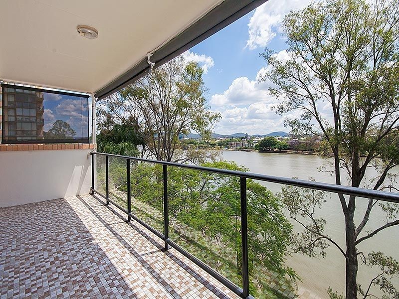 20/136 Macquarie Street, St Lucia QLD 4067