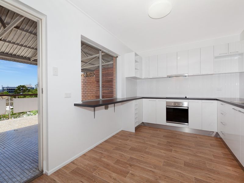 8/15 Grove Street, Toowong QLD 4066