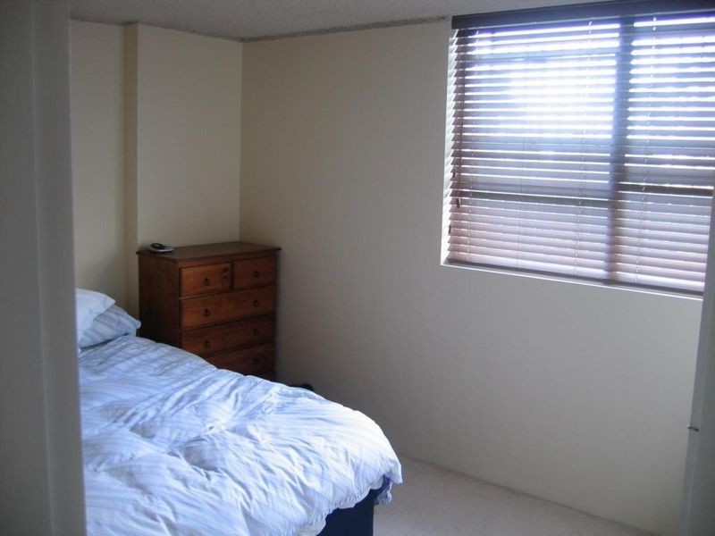 3/36 Jerdanefield Road, St Lucia QLD 4067