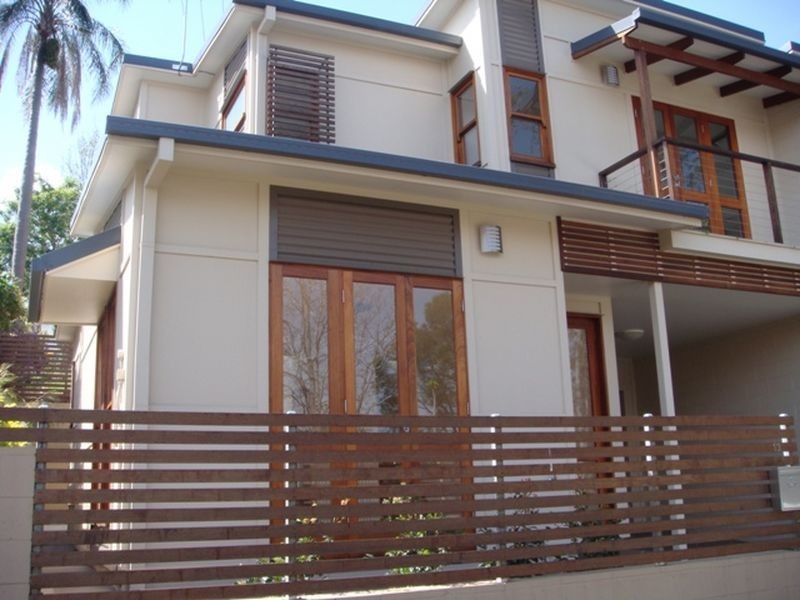 13 Wells Lane, Toowong QLD 4066