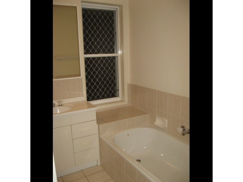 13/60 Gubberley Street, Kenmore QLD 4069