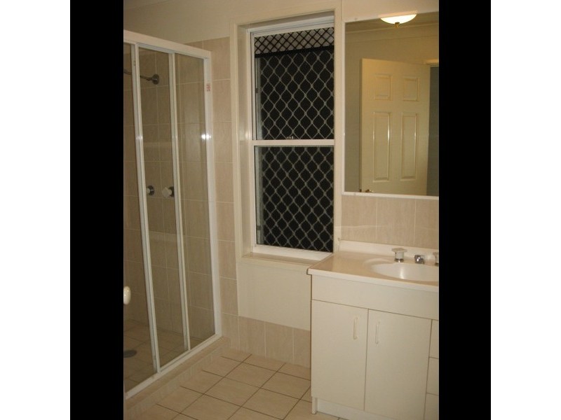 13/60 Gubberley Street, Kenmore QLD 4069