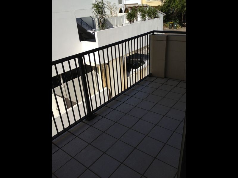 9/104 Gailey Road, St Lucia QLD 4067