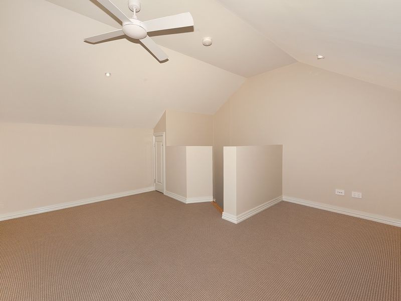 1/88 Ryans Road, St Lucia QLD 4067