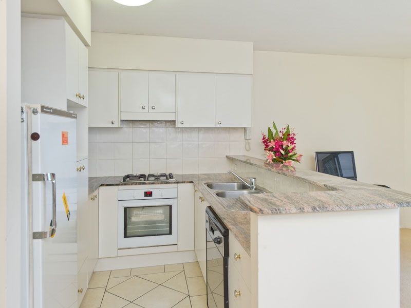 80/5-11 Chasley Street, Auchenflower QLD 4066
