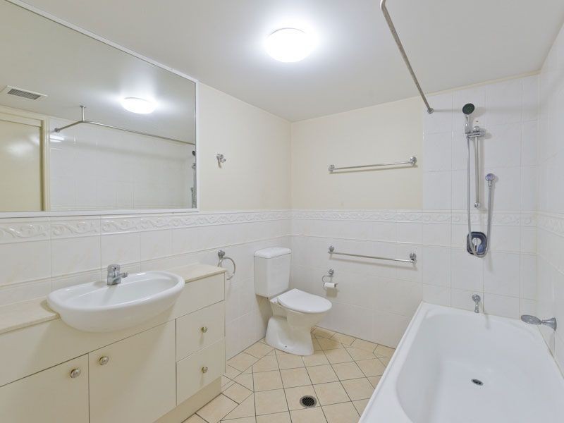 80/5-11 Chasley Street, Auchenflower QLD 4066