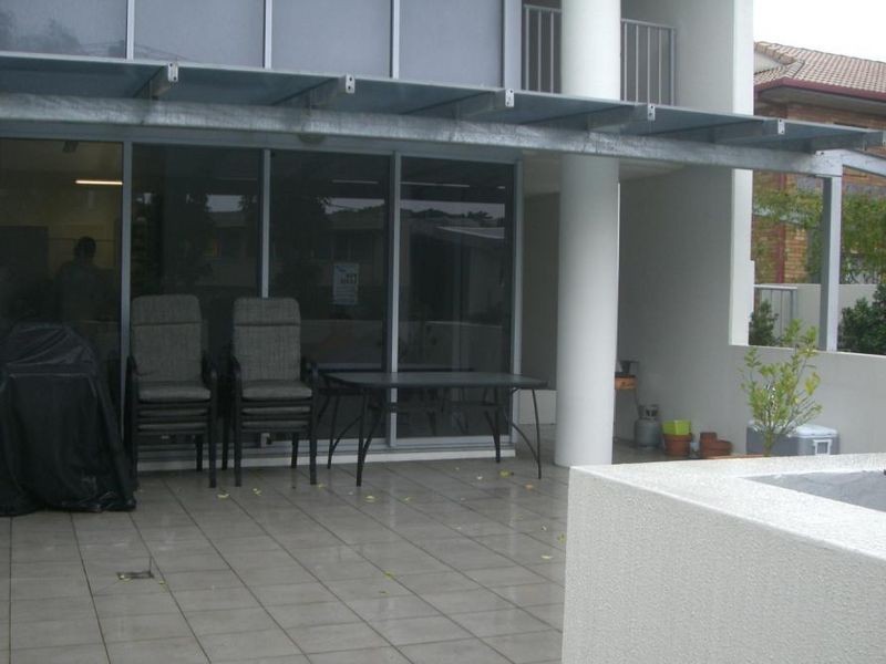 6/15 Walsh Street, Milton QLD 4064