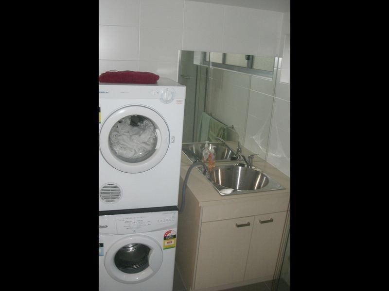 6/15 Walsh Street, Milton QLD 4064