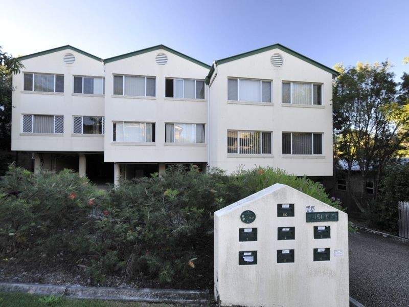 2/73 Waverley Road, Taringa QLD 4068
