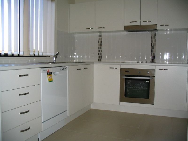 4/52 Golden Crest Place, Bellbowrie QLD 4070