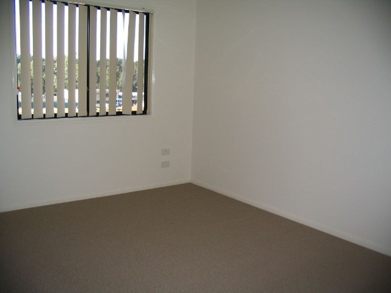 4/52 Golden Crest Place, Bellbowrie QLD 4070