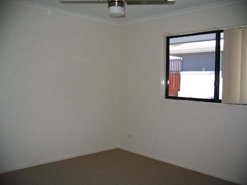 4/52 Golden Crest Place, Bellbowrie QLD 4070