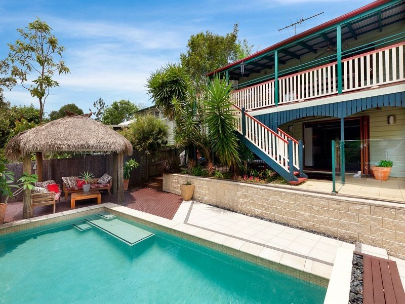 136 Ashgrove Avenue, Ashgrove QLD 4060