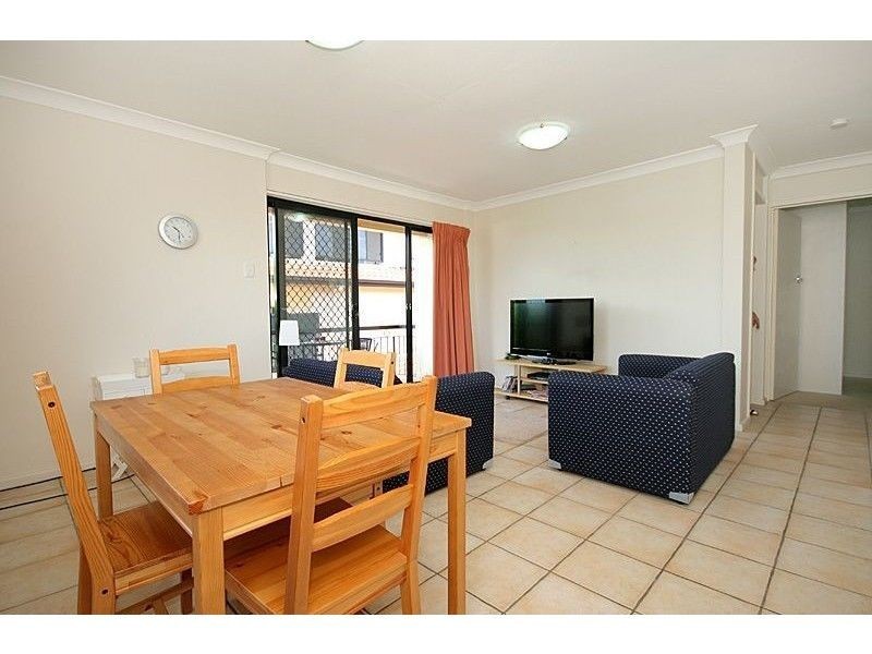 2/31 Sisley Street, St Lucia QLD 4067